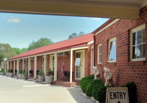 The Lydoun Motel Chiltern Exterior photo